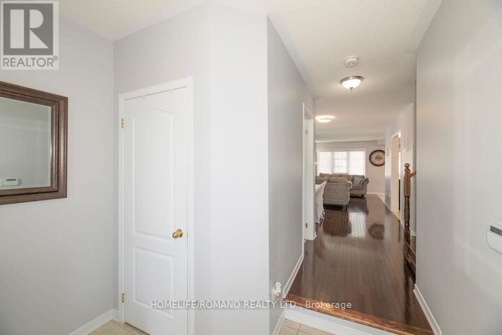 Property Photo:  31 Davenhill Road  ON L6P 3E1 