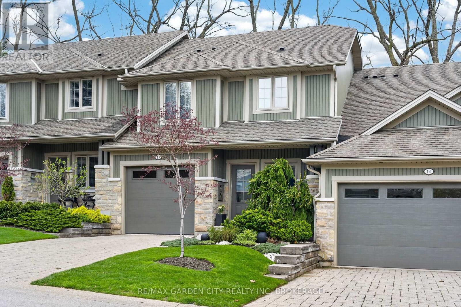 Property Photo:  1398 Pelham Street 13  ON L3E 0T4 
