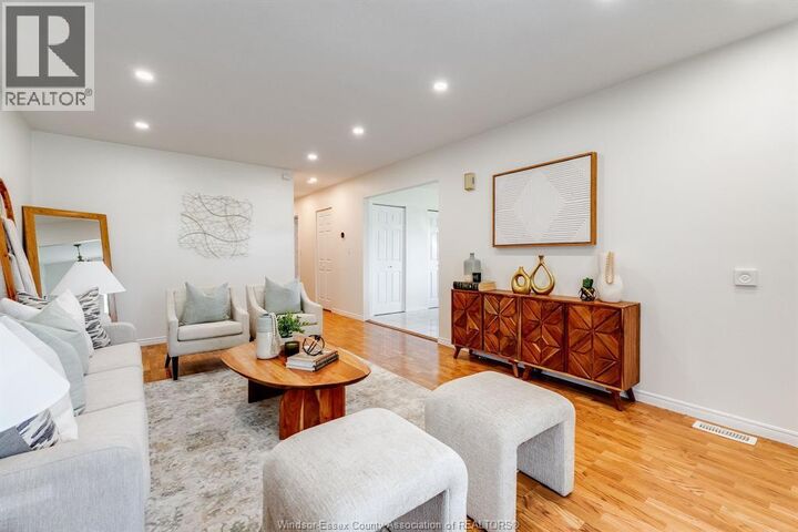 Property Photo:  60 Canal Street East  ON N0P 2L0 