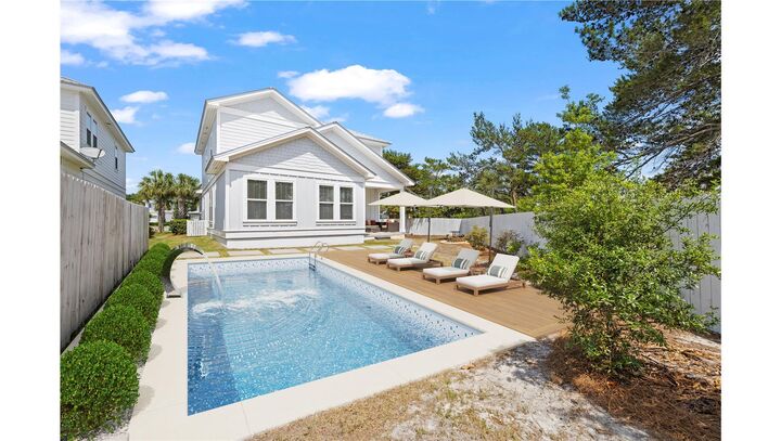 Property Photo:  170 Penelope Street  FL 32550 