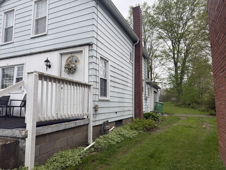 Property Photo:  138 S Mercer Street  PA 16424 