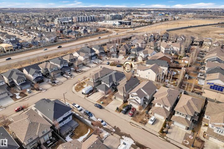 Property Photo:  642 Adams Way SW  AB T6W 0K1 