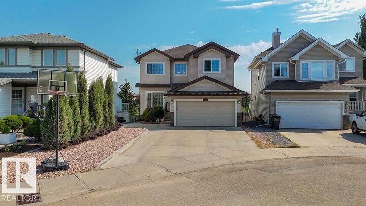 Property Photo:  715 Wildwood Point(E) NW  AB T6T 0B2 
