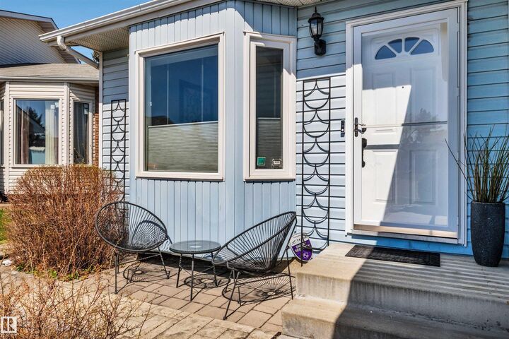 Property Photo:  9008 169A Avenue NW  AB T5Z 2X5 