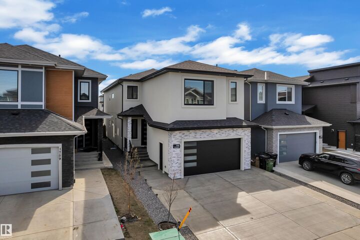 Property Photo:  1755 18 Street NW  AB T6T 2N2 