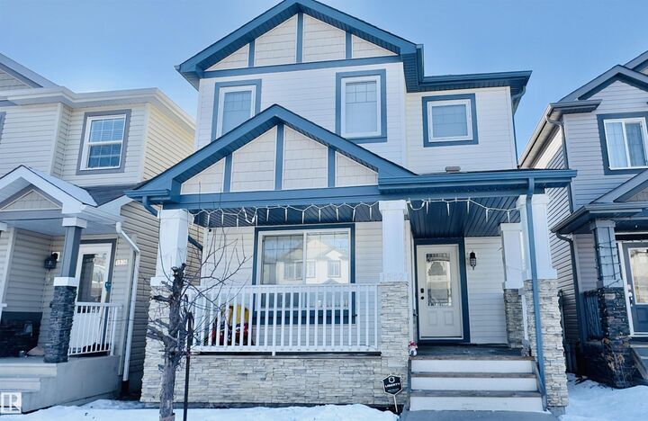 Property Photo:  1542 33A Street NW  AB T6T 0X5 