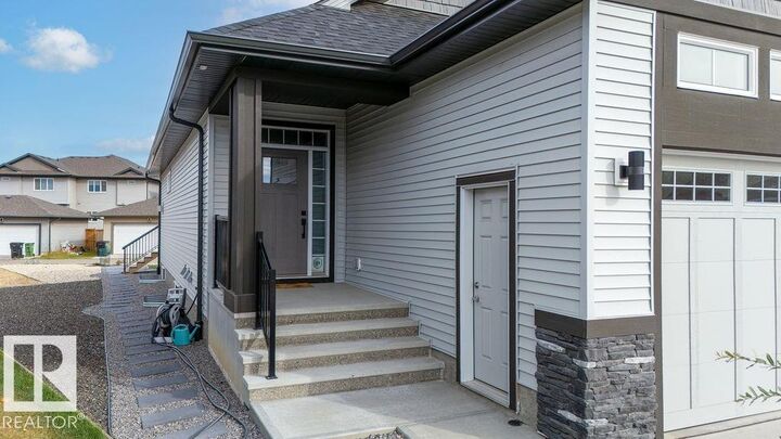 Property Photo:  3623 6 Street NW  AB T6T 2L5 