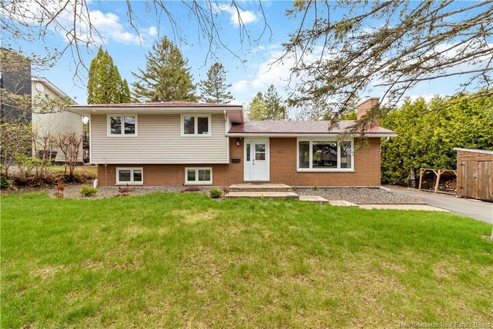 Property Photo:  460 Dufferin Street  NB E3B 3A7 