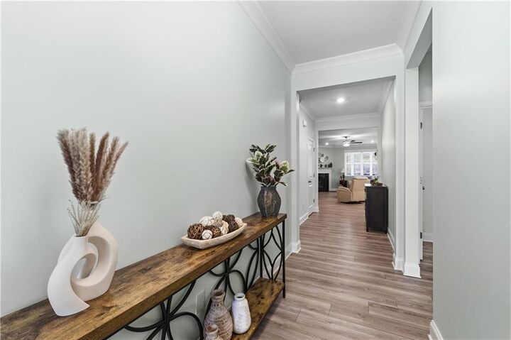 Property Photo:  242 Hickory Bluffs Parkway  GA 30114 