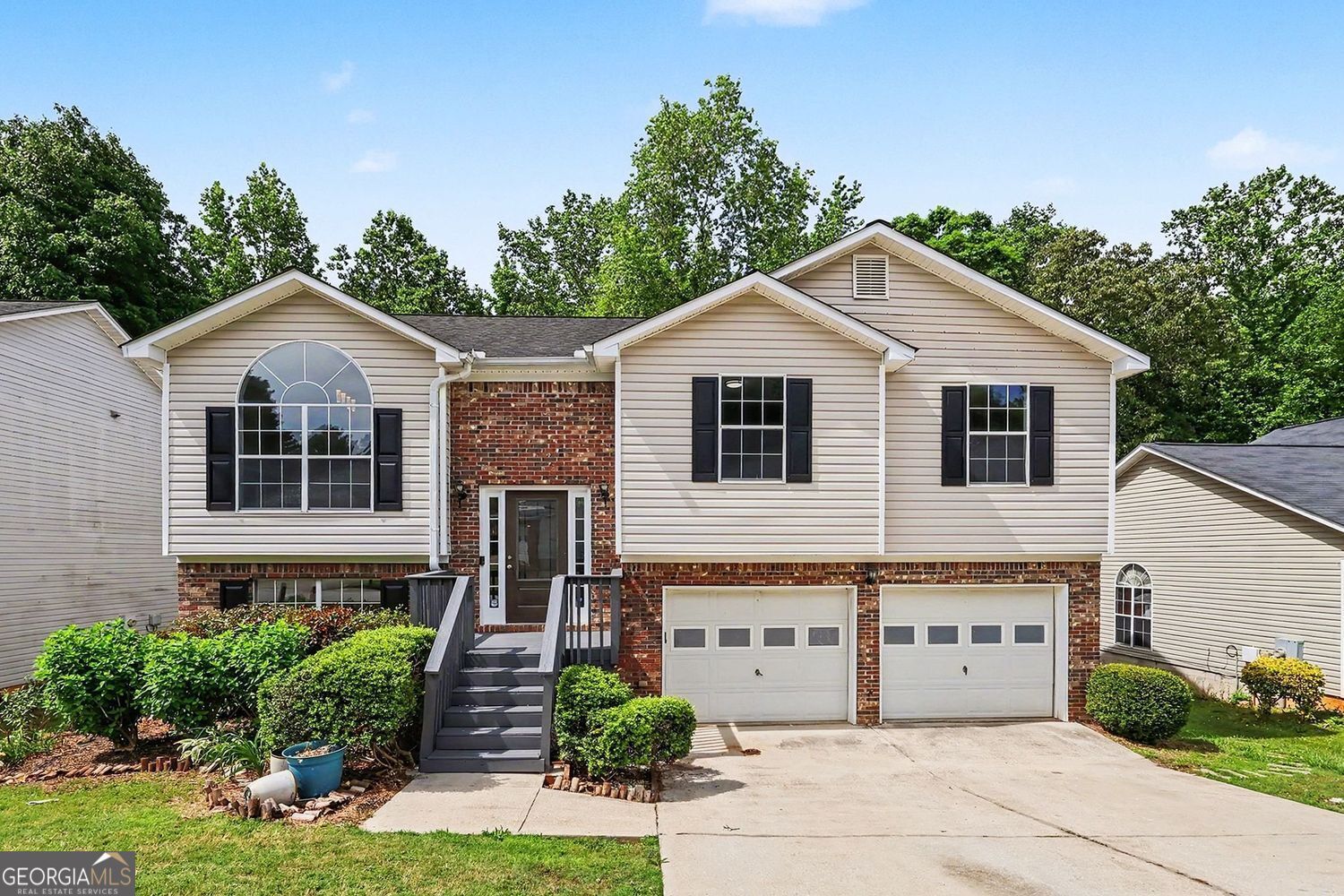Property Photo:  5687 Wellborn Oaks Court  GA 30058 