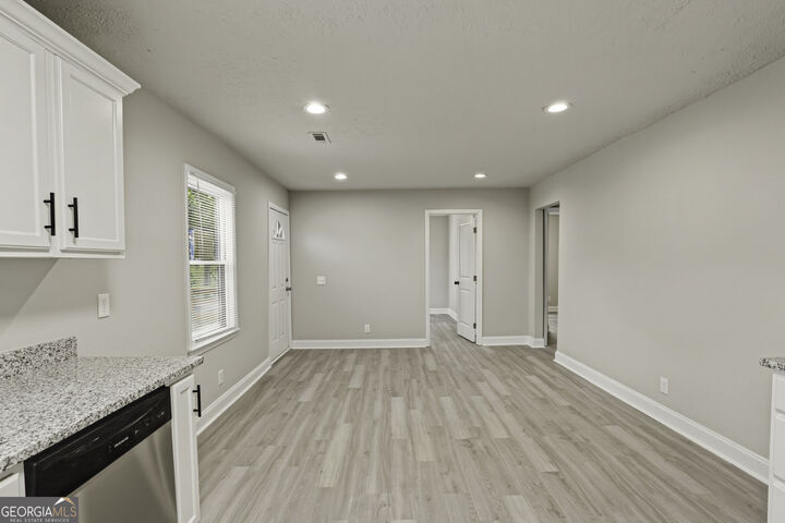 Property Photo:  1620 Eastland Road SE  GA 30316 