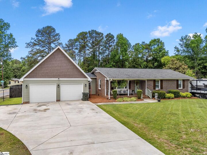 Property Photo:  232 Pine Grove Circle  SC 29323 