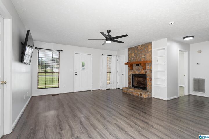 Property Photo:  189 Eastbrook Drive  AL 36203 