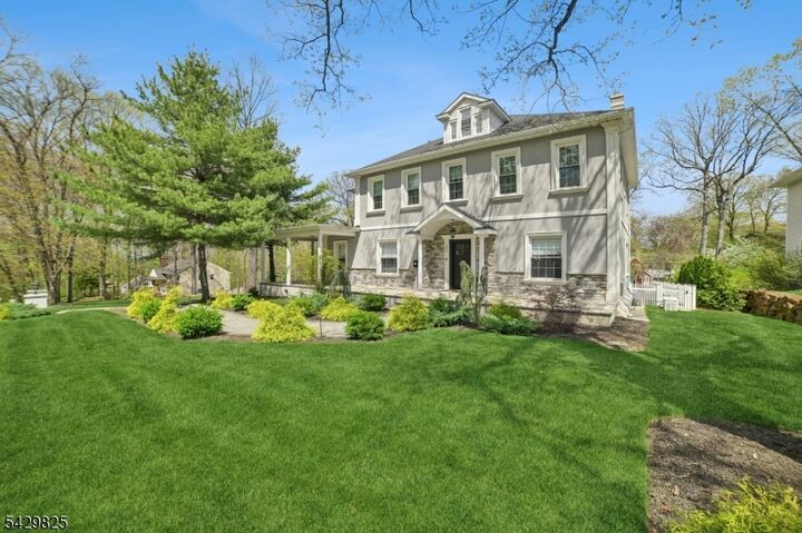 Property Photo:  152 Murray Hill Blvd  NJ 07974 