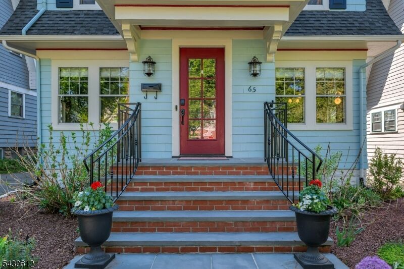 Property Photo:  65 Hawthorne Ave  NJ 07028 