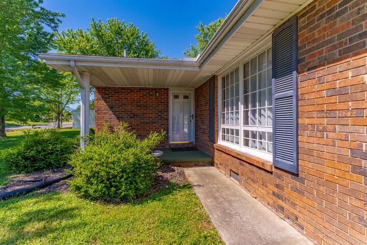 Property Photo:  732 US Highway 41 A S  KY 42409 