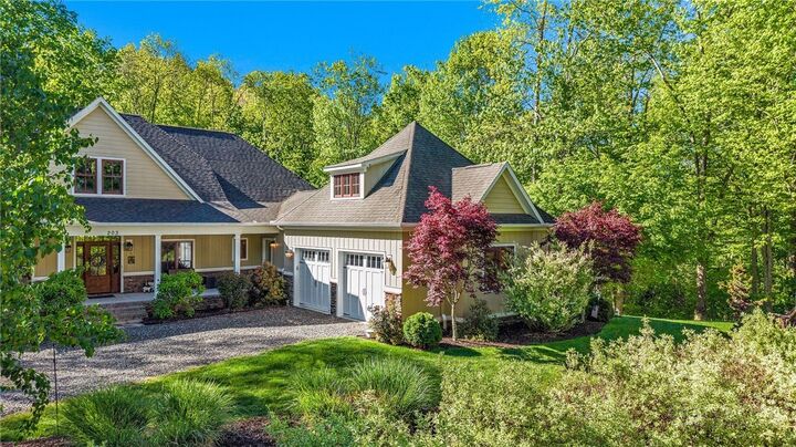 Property Photo: 203 Peak Mountain Edge NC 28615