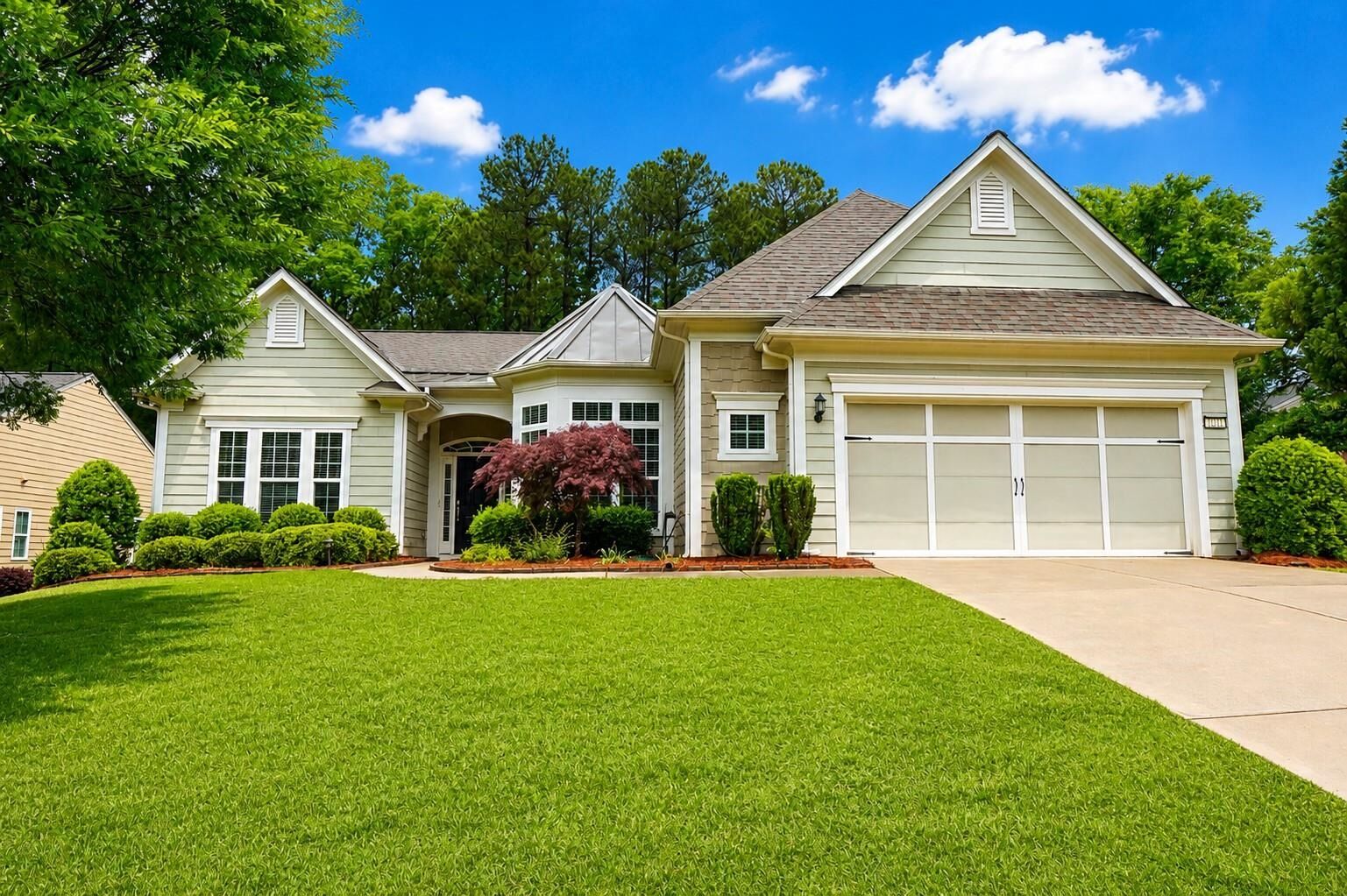 Property Photo:  1211 Water Front Road  GA 30642-9999 