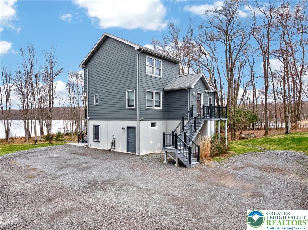 Property Photo:  208 Phillps Road  PA 18424 