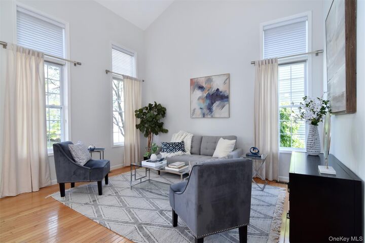 Property Photo:  120 Tradition Court  NY 10603 