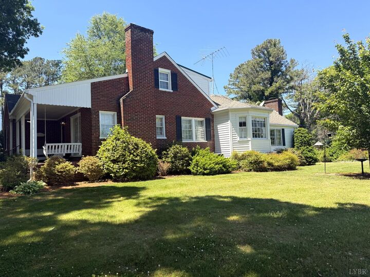 Property Photo: 302 Halifax Street VA 23959