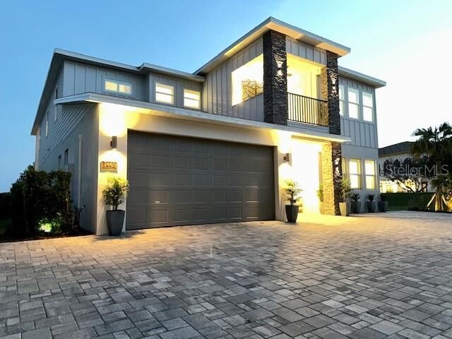 Property Photo: 7442 Gathering Court FL 34747
