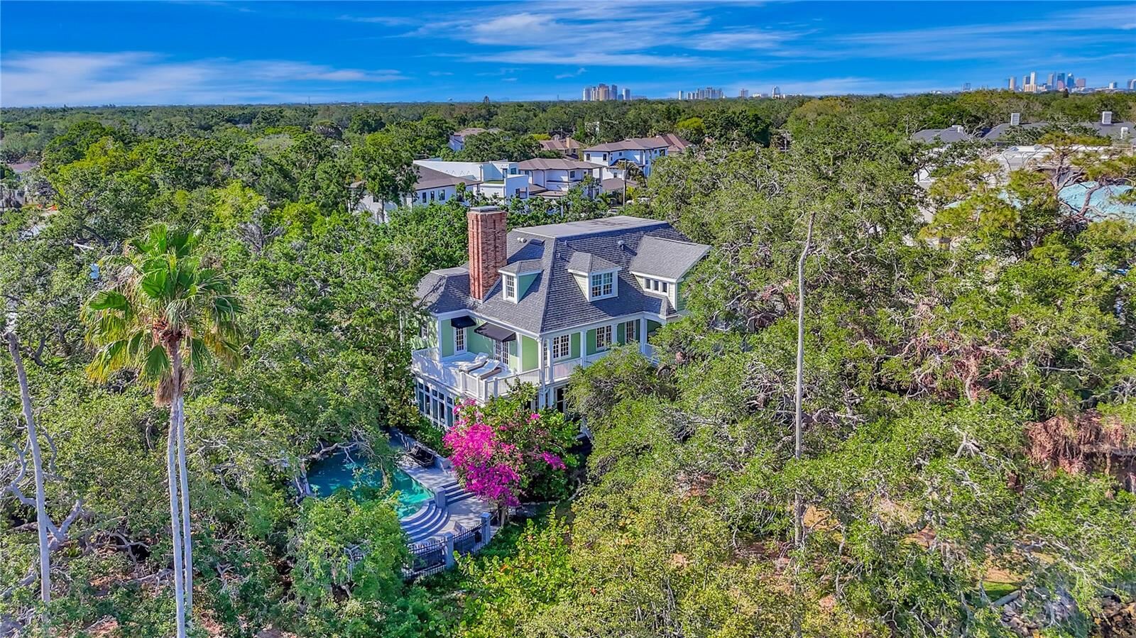 Property Photo:  6220 Bayshore Boulevard  FL 33611 