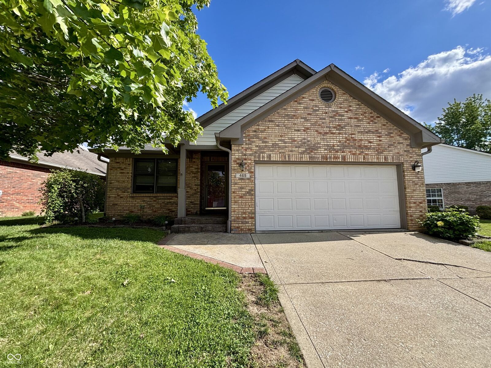 Property Photo:  465 Polk Manor Drive  IN 46143 