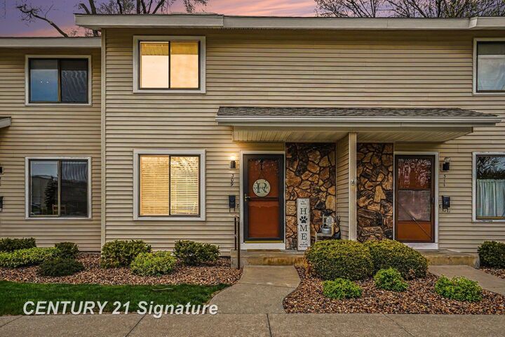 Property Photo:  309 Cherryview Drive Drive  MI 48640 
