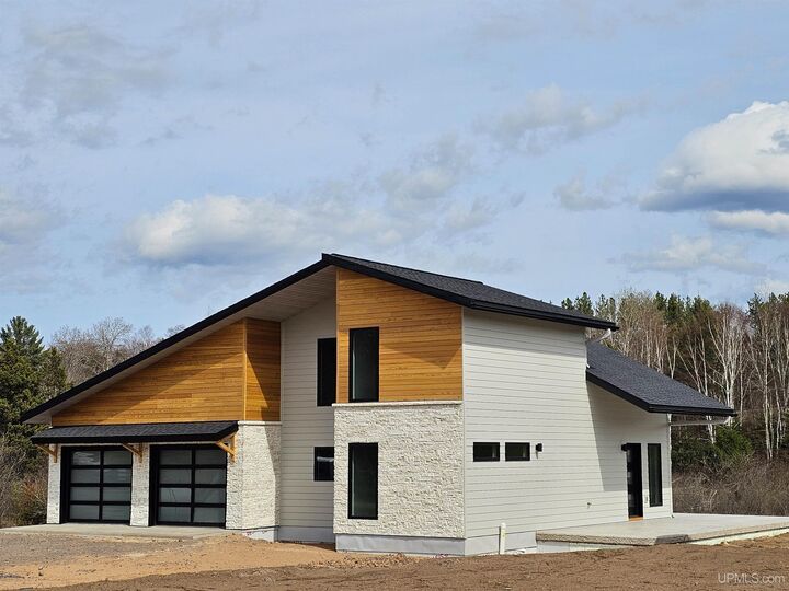 Property Photo:  22109 River Trails Road  MI 49931 