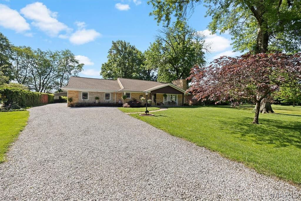Property Photo:  134 Orchard Drive  IL 62221 