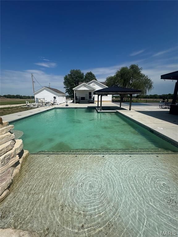 Property Photo: 28345 State Highway F MO 63390