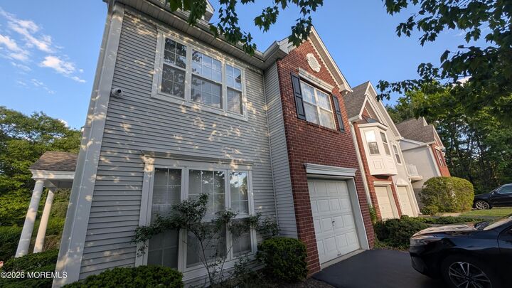 Property Photo:  10 Beacon Court  NJ 07733 