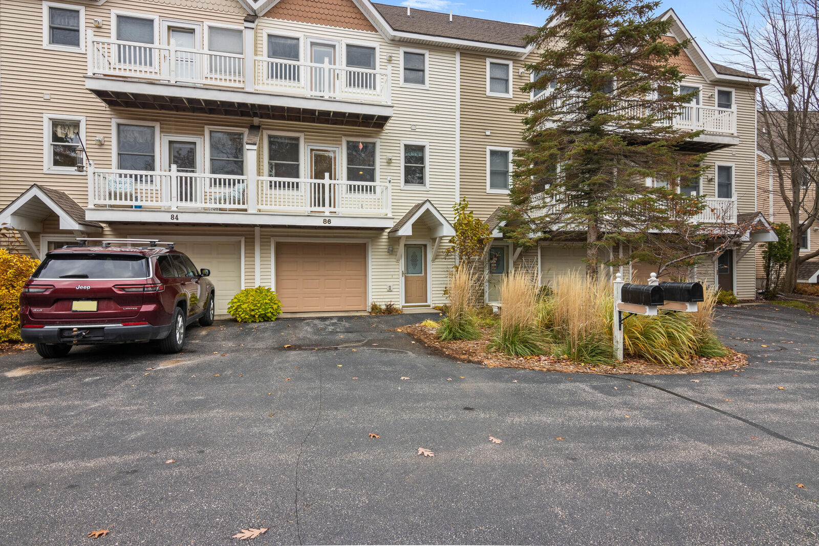 Property Photo:  86 Spinnaker Drive  MI 49660 