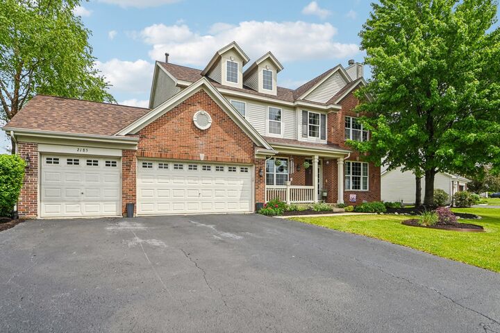 Property Photo:  2185 Henning Lane  IL 60560 
