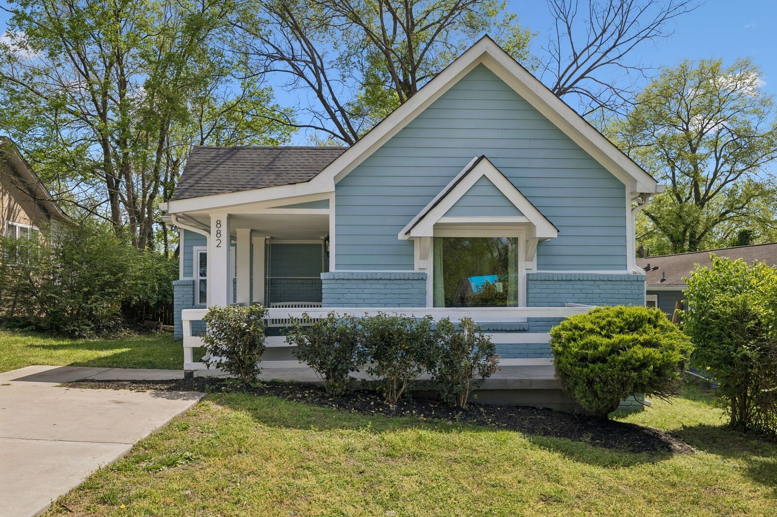 Property Photo:  882 W Sharpe Ave  TN 37206 