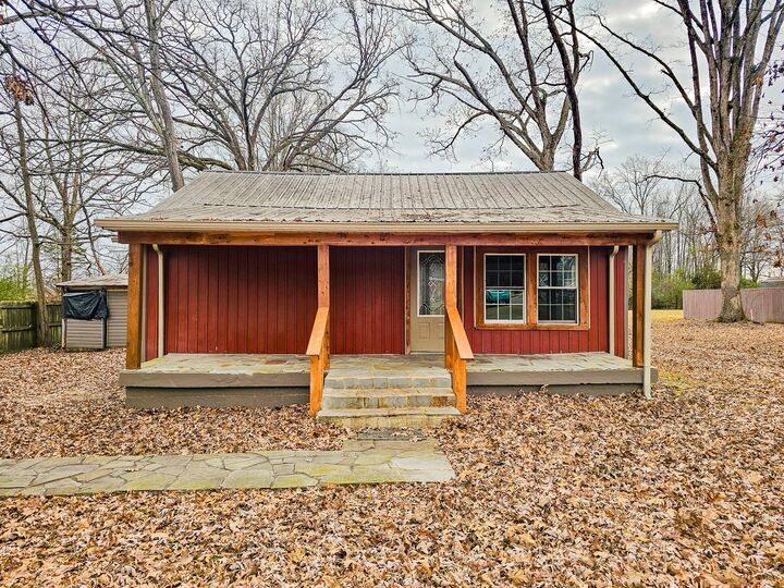 Property Photo:  502 E Monroe St  TN 37388 