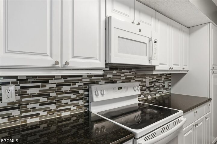 Property Photo:  13605 Eagle Ridge Drive 1725  FL 33912 