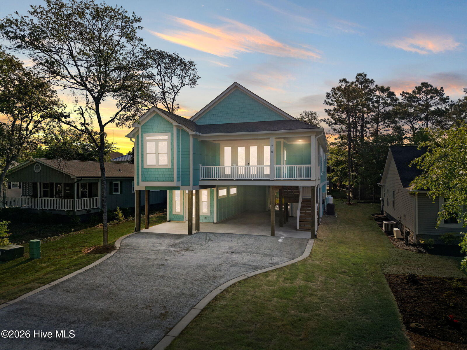 Property Photo:  210 NE 34th Street  NC 28465 
