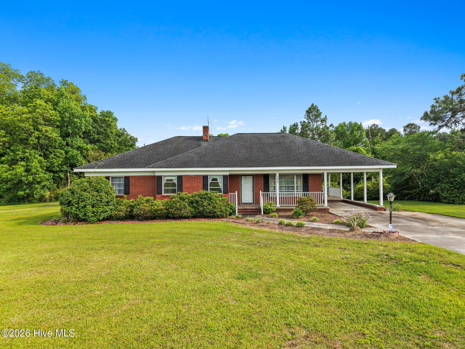 Property Photo:  1375 Kenny Jordan Road  NC 28463 