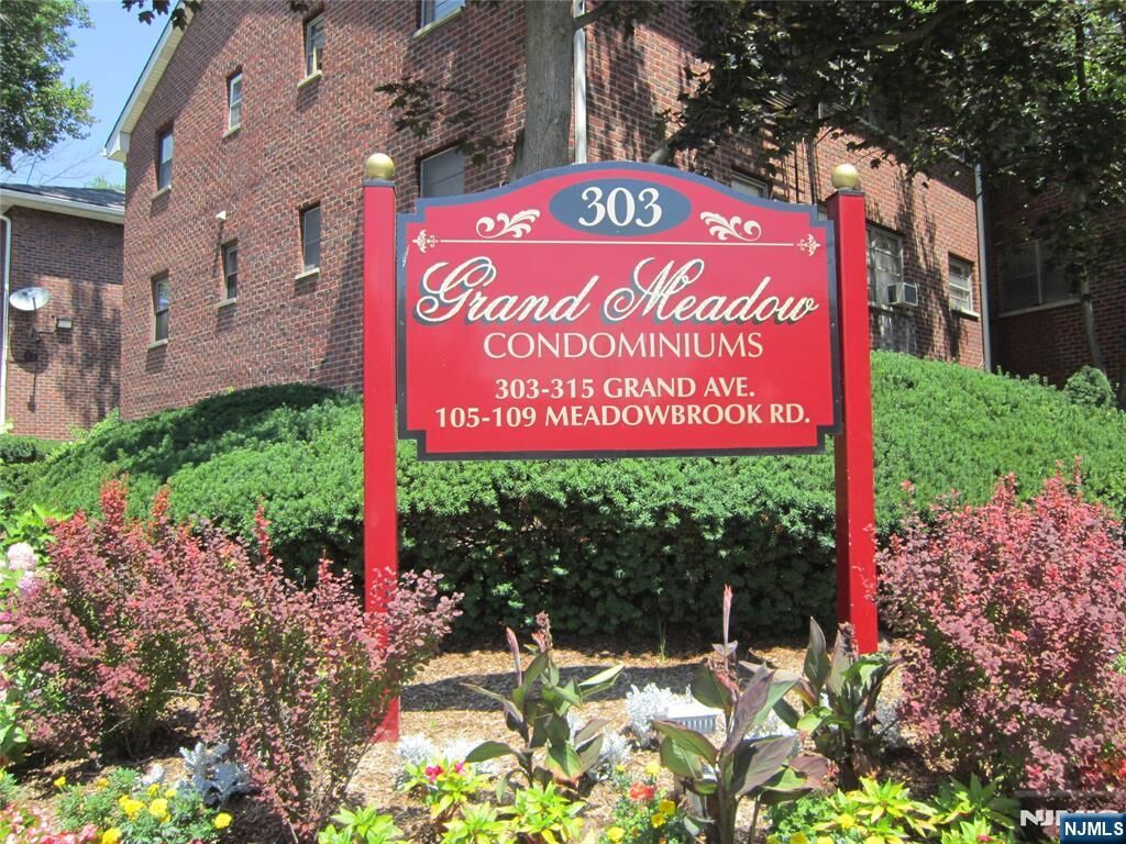 Property Photo:  309B Grand Avenue 309B  NJ 07631 