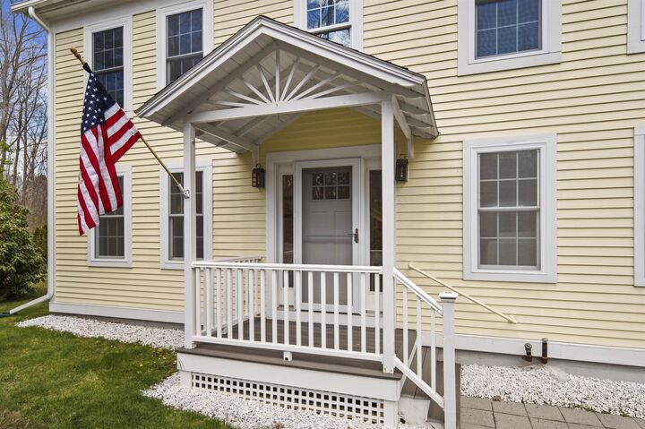 Property Photo:  105 Brentwood Road  NH 03833 