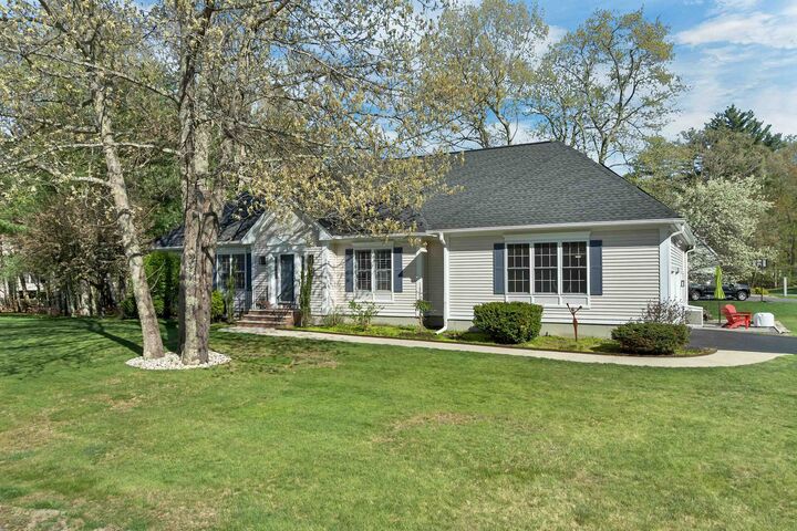Property Photo:  6 Remington Road  NH 03079 
