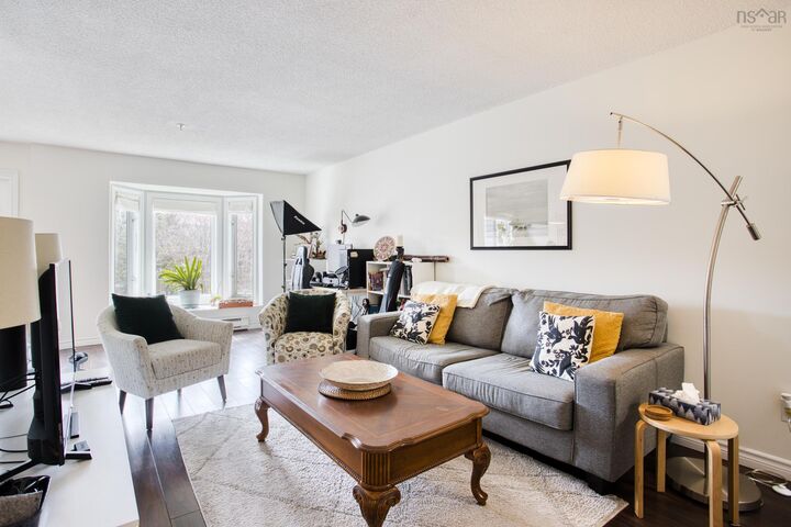 Property Photo:  310 15 Knightsridge Drive  NS B3M 3S9 