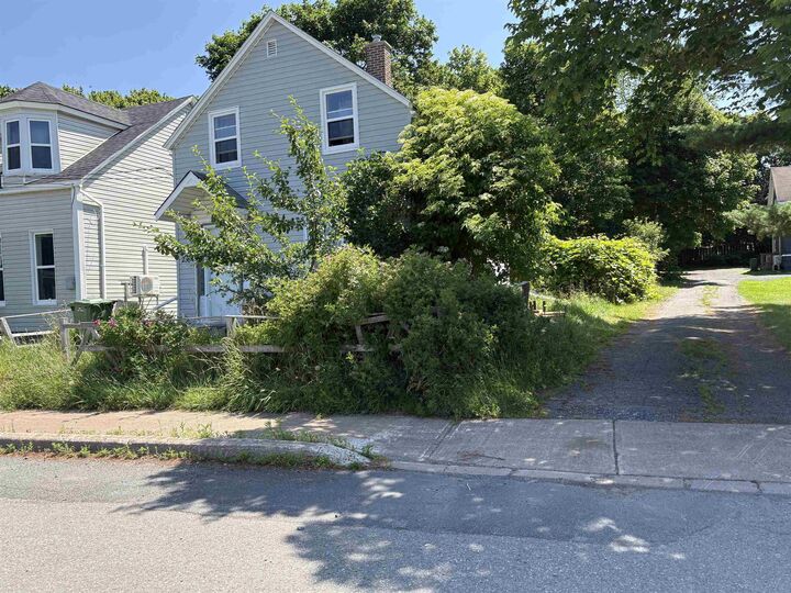 Property Photo:  236 James Street  NS B2H 2Z1 