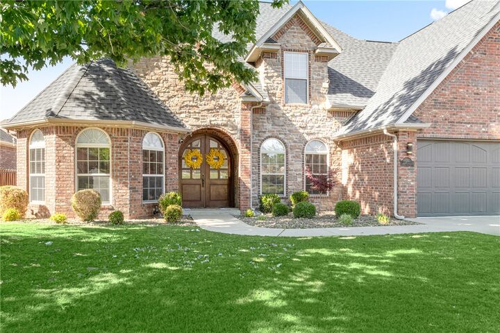 Property Photo: 3700 SW Plateau Boulevard AR 72712