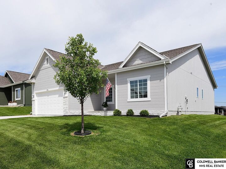 Property Photo:  10560 Port Royal Drive  NE 68046 