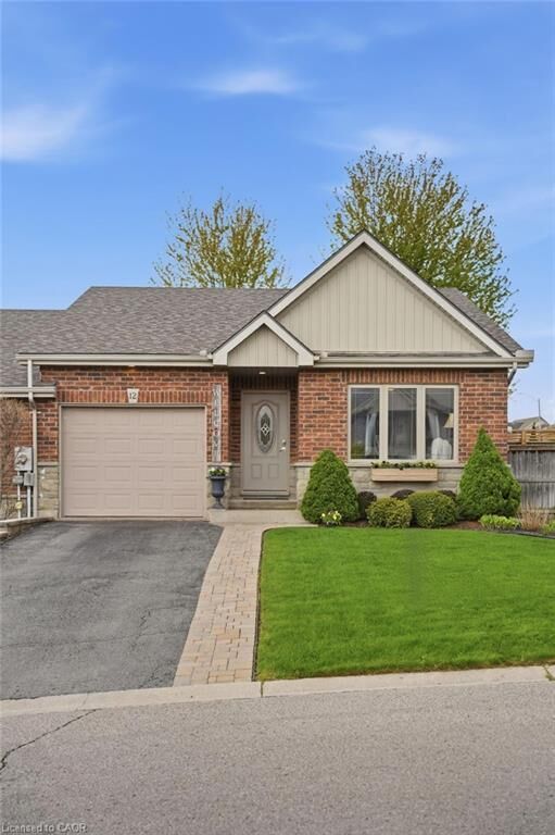 Property Photo:  12 Millcroft Drive  ON N3Y 5M9 
