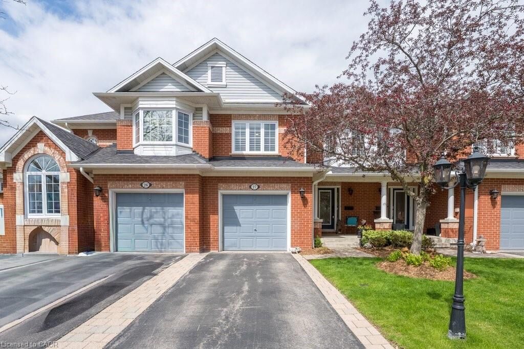 Property Photo:  2145 Country Club Drive 27  ON L7M 4E1 