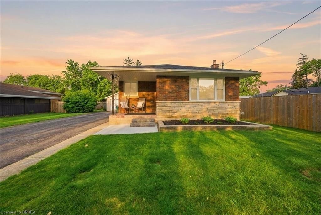 Property Photo:  10 Rutherford Street  ON N0E 1A0 
